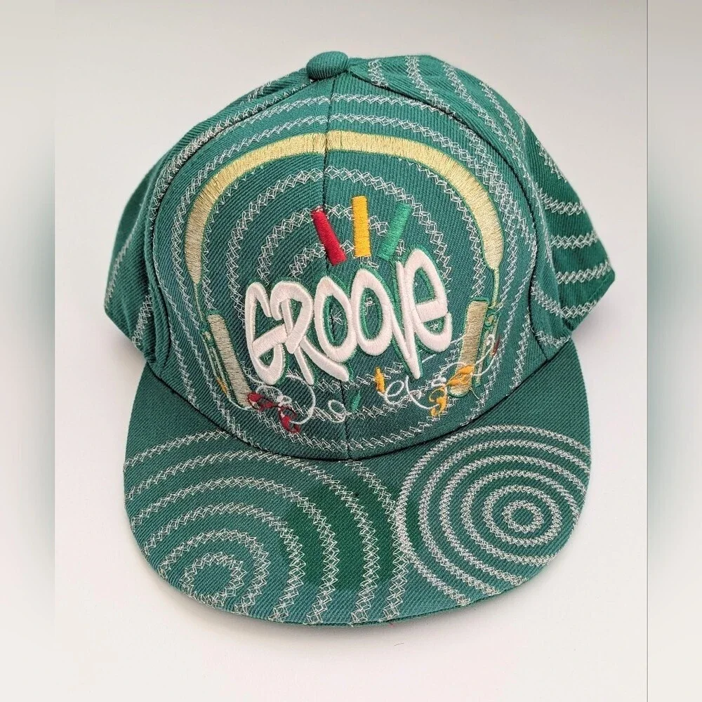City Hunter Unisex Adult Fitted Multicolored Embroidered Baseball Cap/Hat